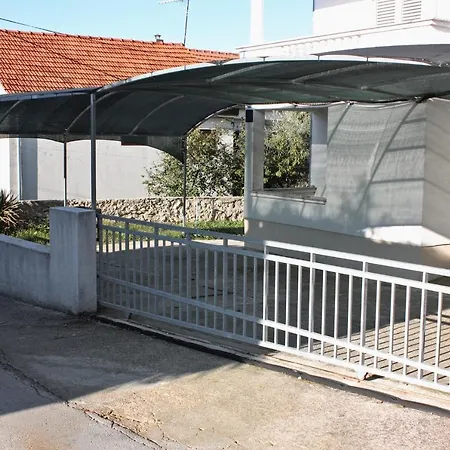 By The Sea - Diklo, - 5794 *