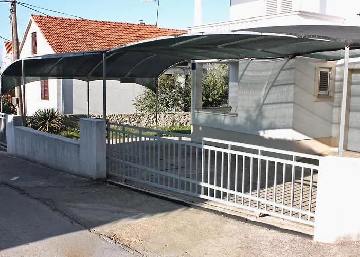 By The Sea - Diklo, - 5794 *